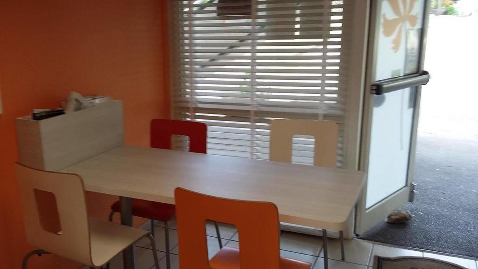 Premiere Classe Biarritz Exterior foto
